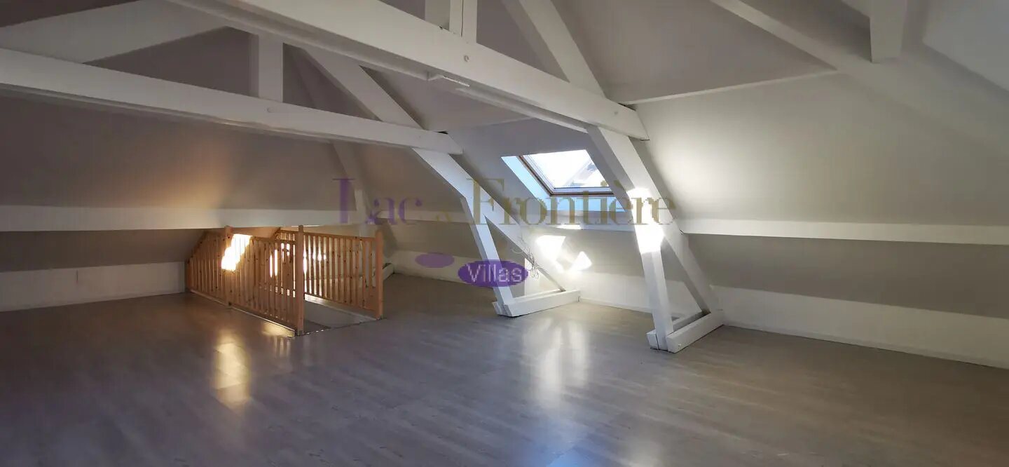 Maison à vendre, 240m², Messery