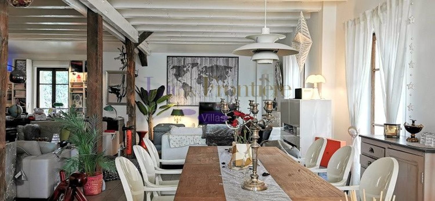Maison à vendre, 240m², Messery