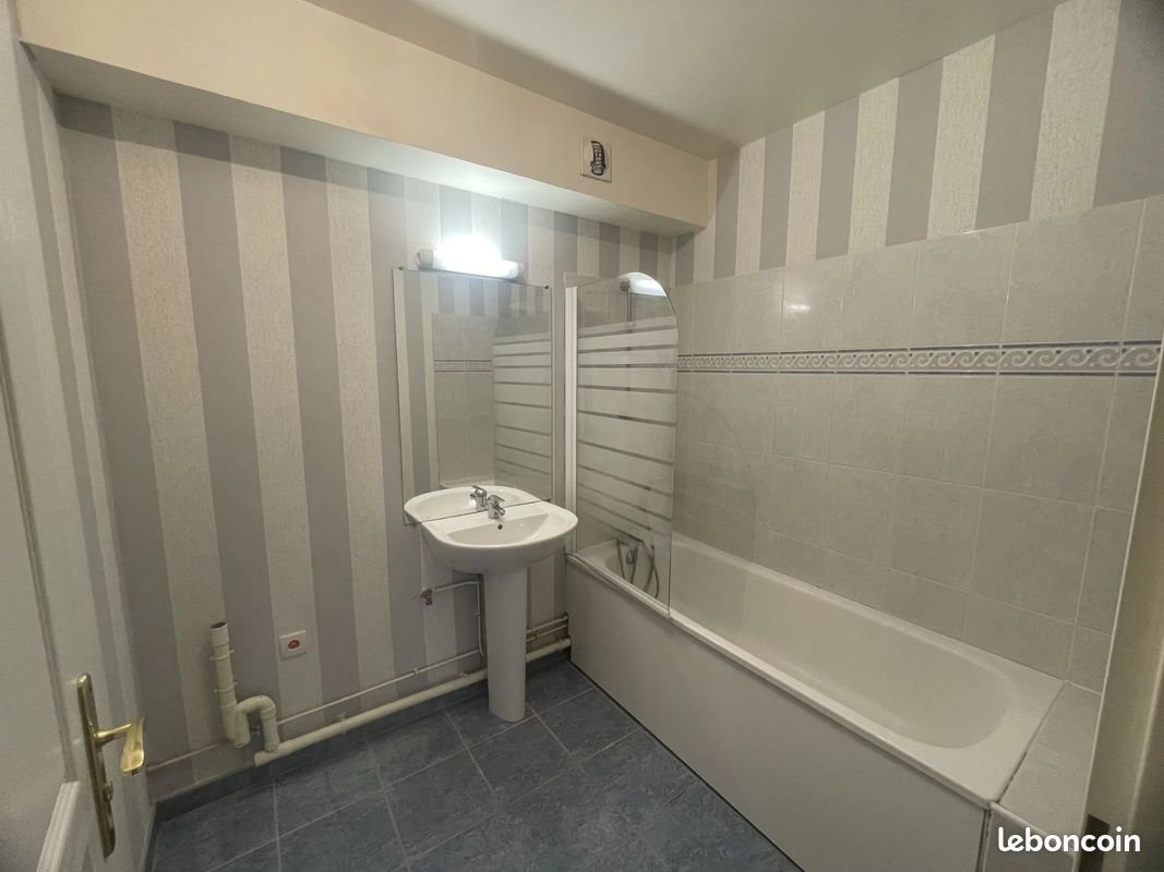 Appartement à louer, 58m², Saint-Quentin