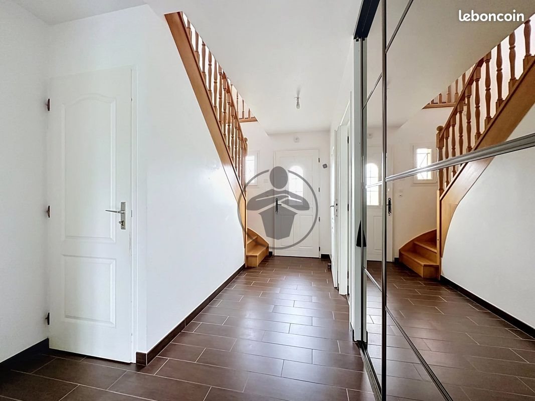 Maison à vendre, 154m², Saint-Quentin