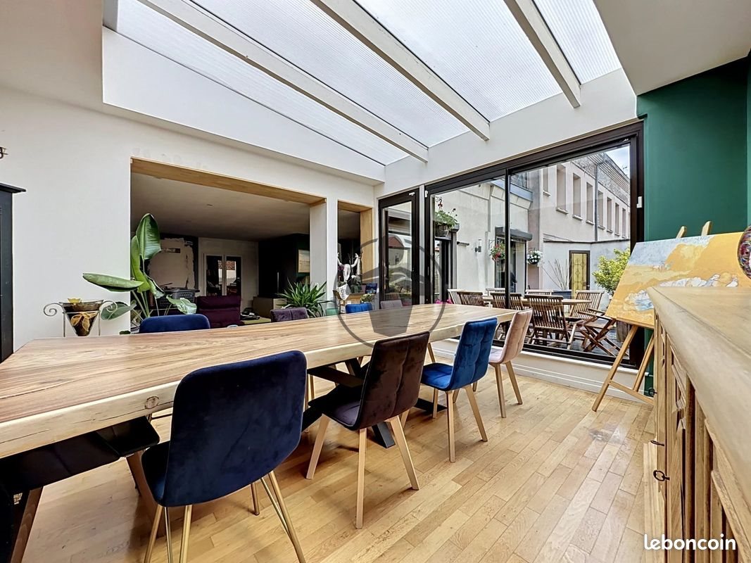 Maison à vendre, 170m², Saint-Quentin