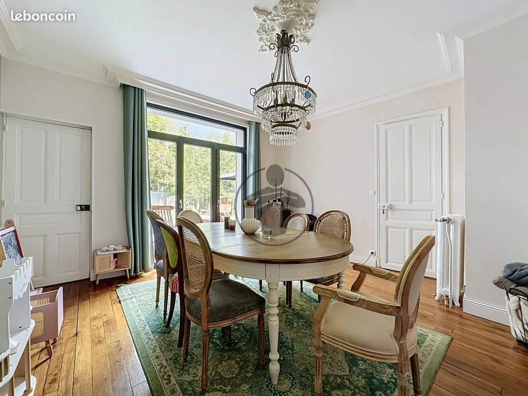 Maison à vendre, 190m², Saint-Quentin