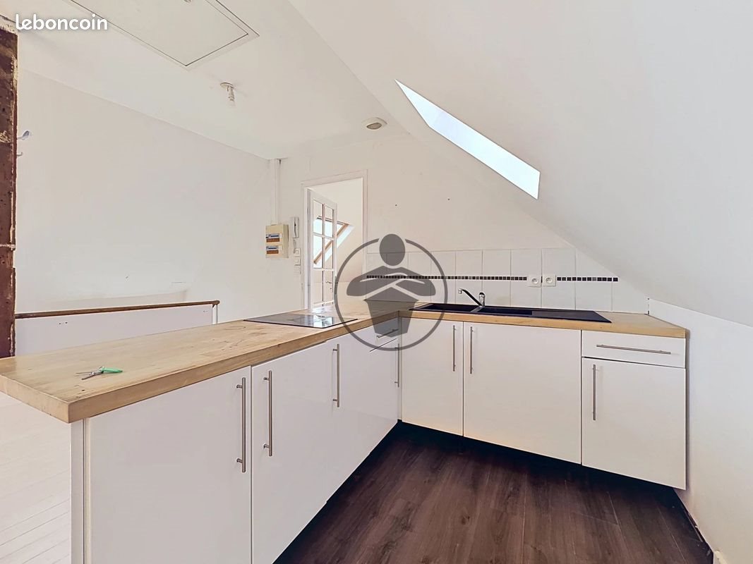 Appartement à louer, 25m², Saint-Quentin