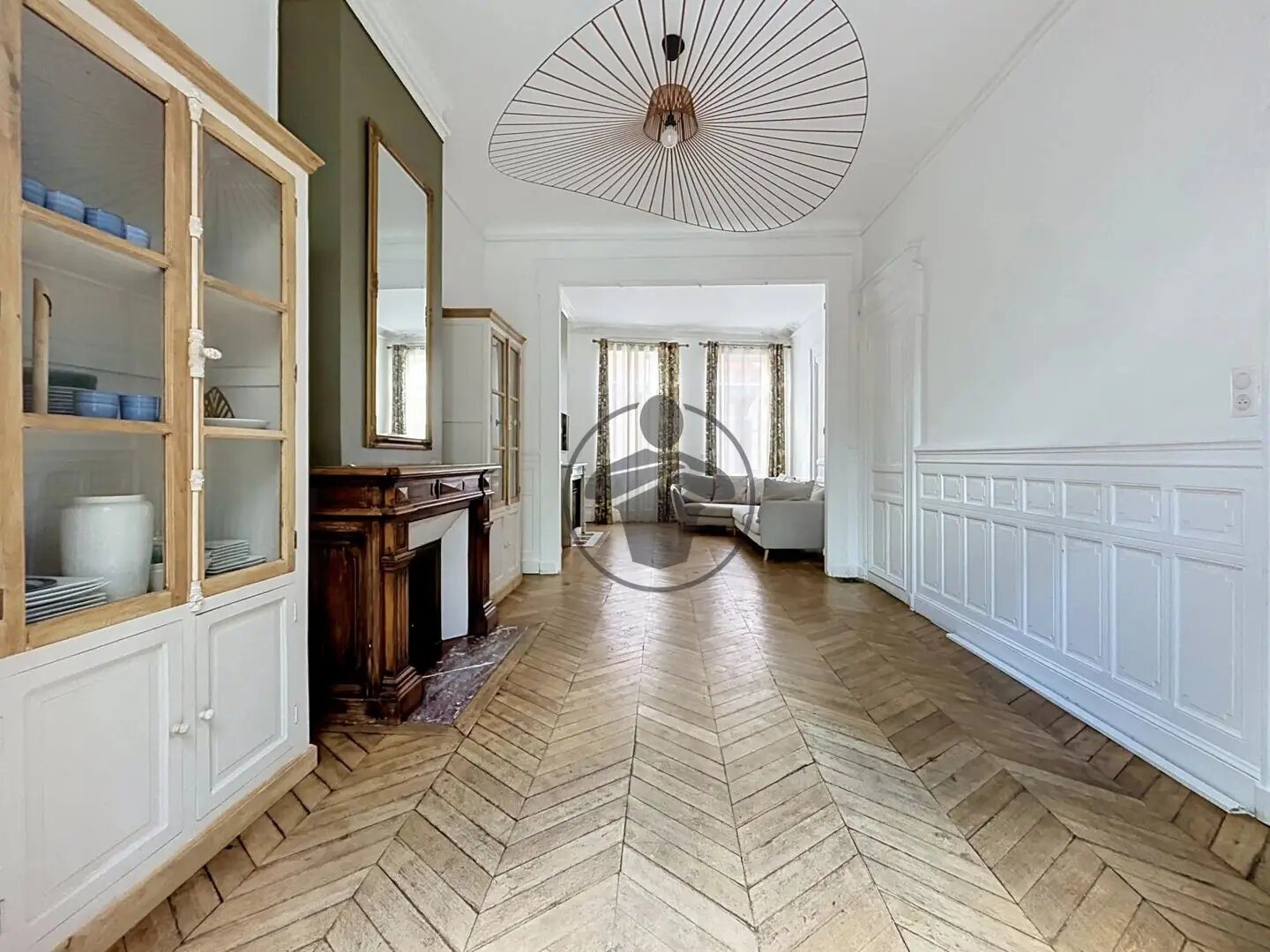 Maison à louer, 202m², Saint-Quentin