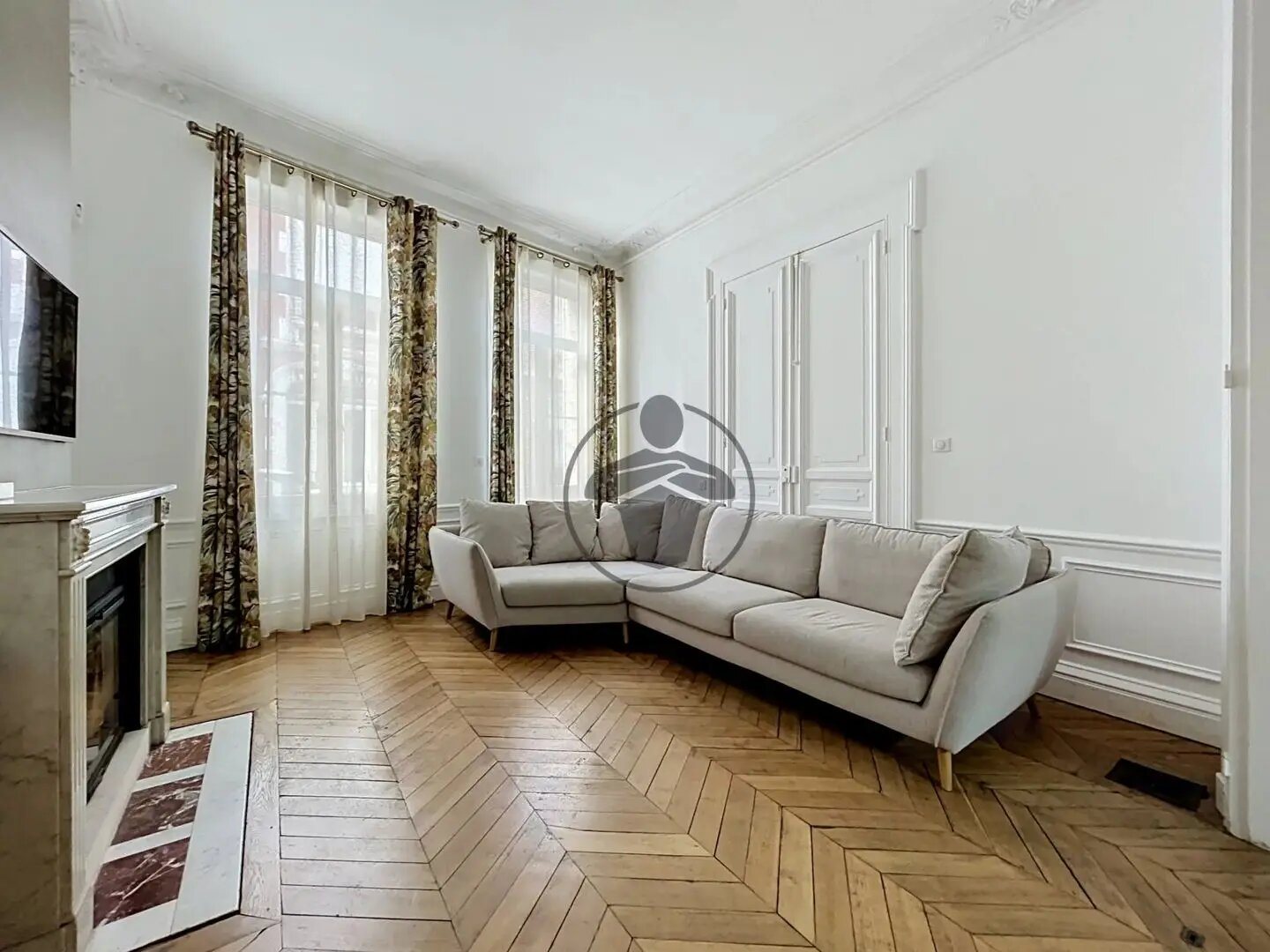 Maison à louer, 202m², Saint-Quentin