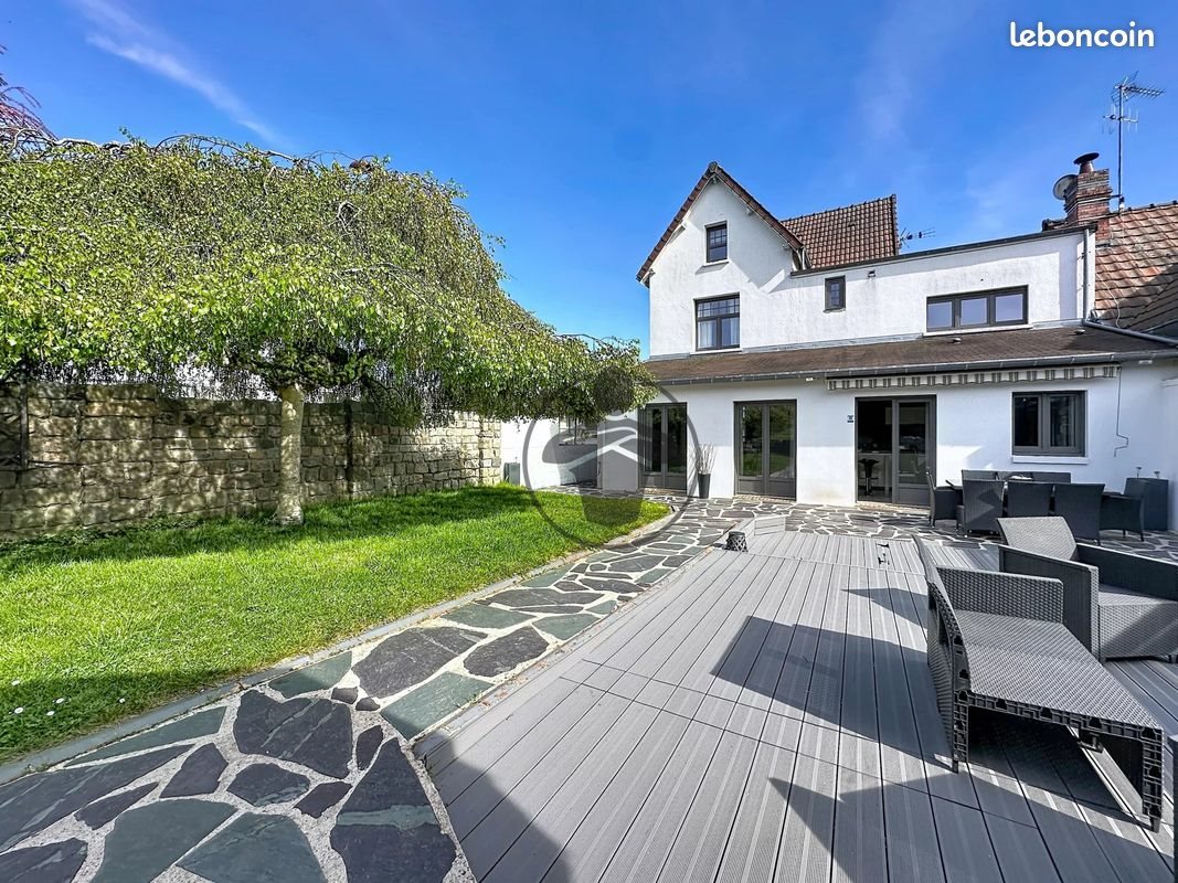 Maison à vendre, 172m², Saint-Quentin
