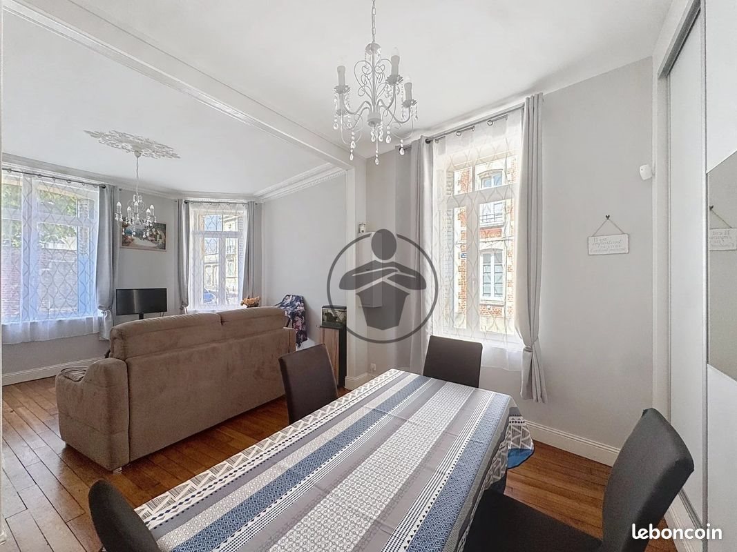 Maison à vendre, 164m², Saint-Quentin