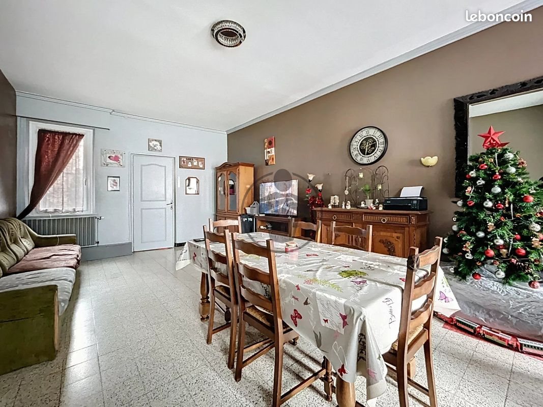 Maison à vendre, 154m², Saint-Quentin