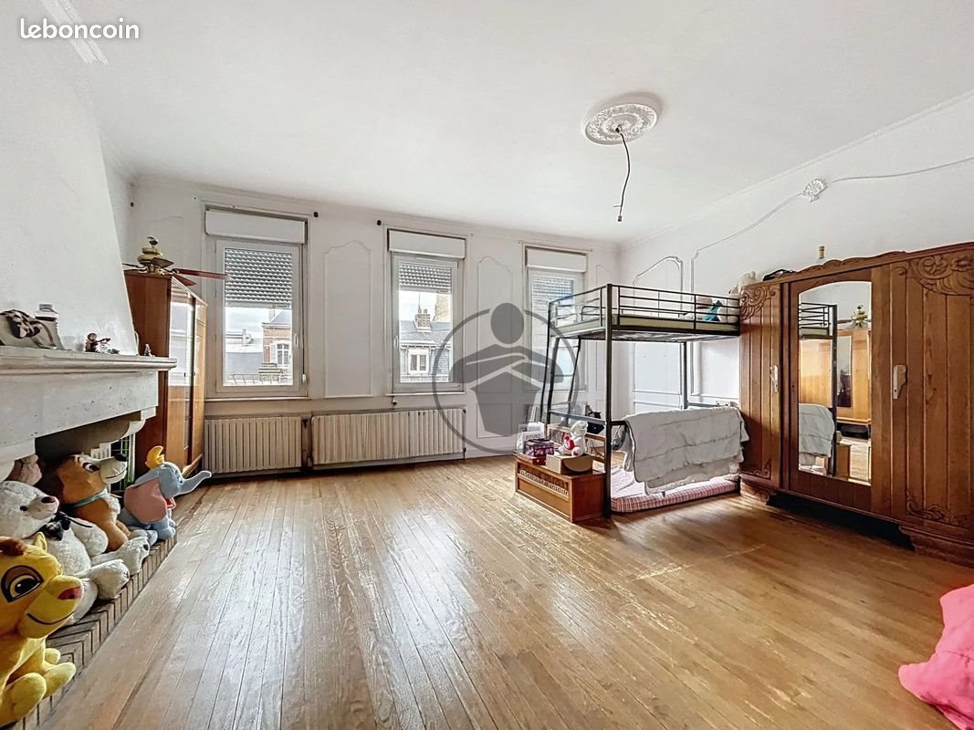 Maison à vendre, 154m², Saint-Quentin