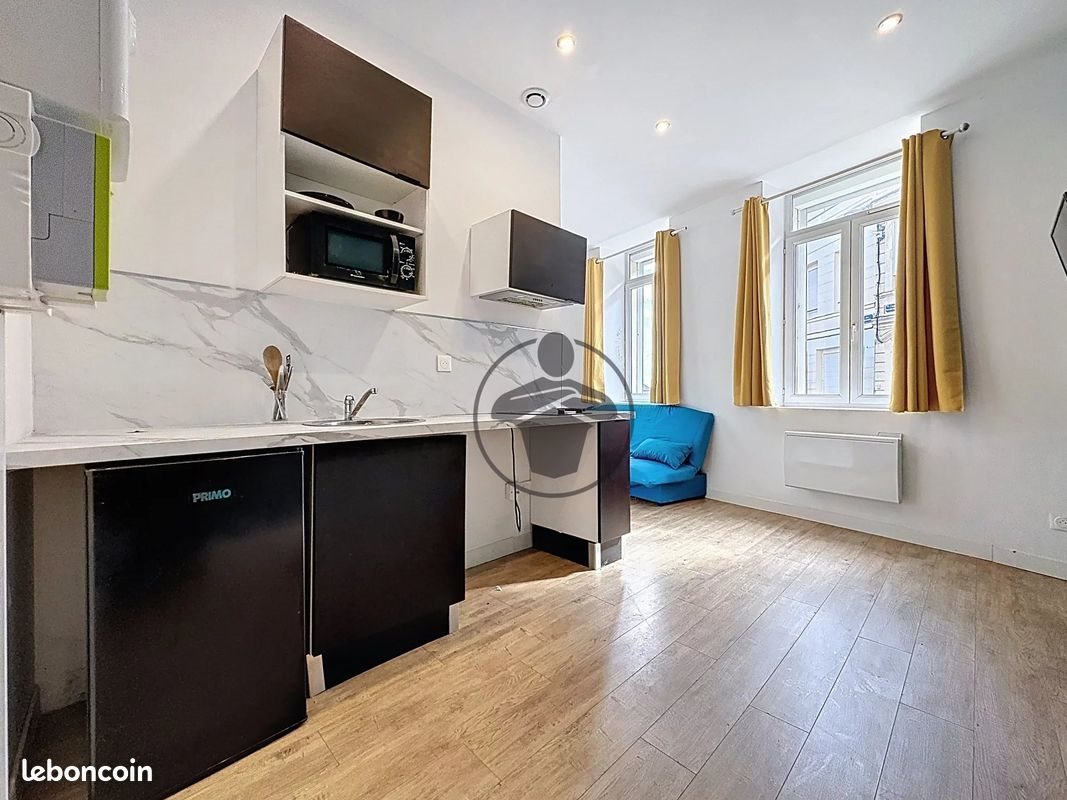Appartement à louer, 19m², Saint-Quentin