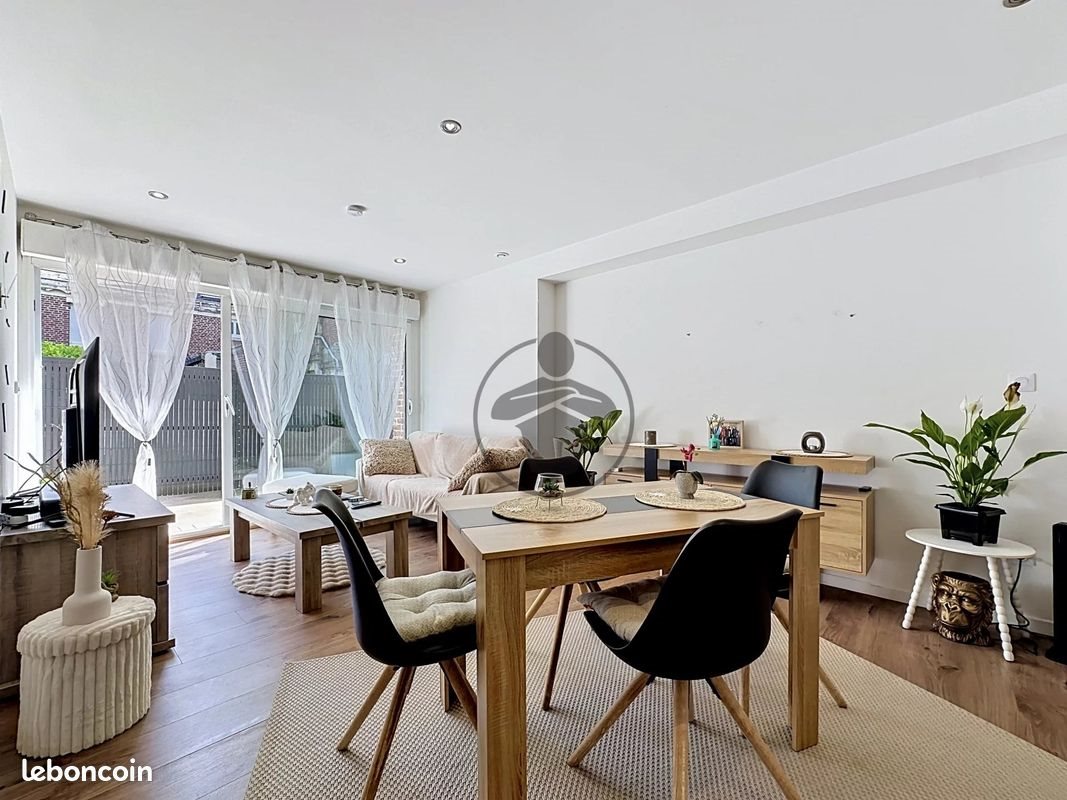 Appartement à vendre, 222m², Saint-Quentin