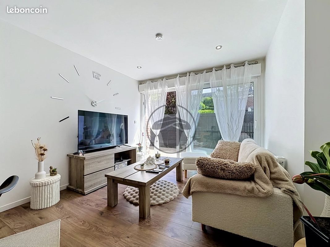 Appartement à vendre, 222m², Saint-Quentin
