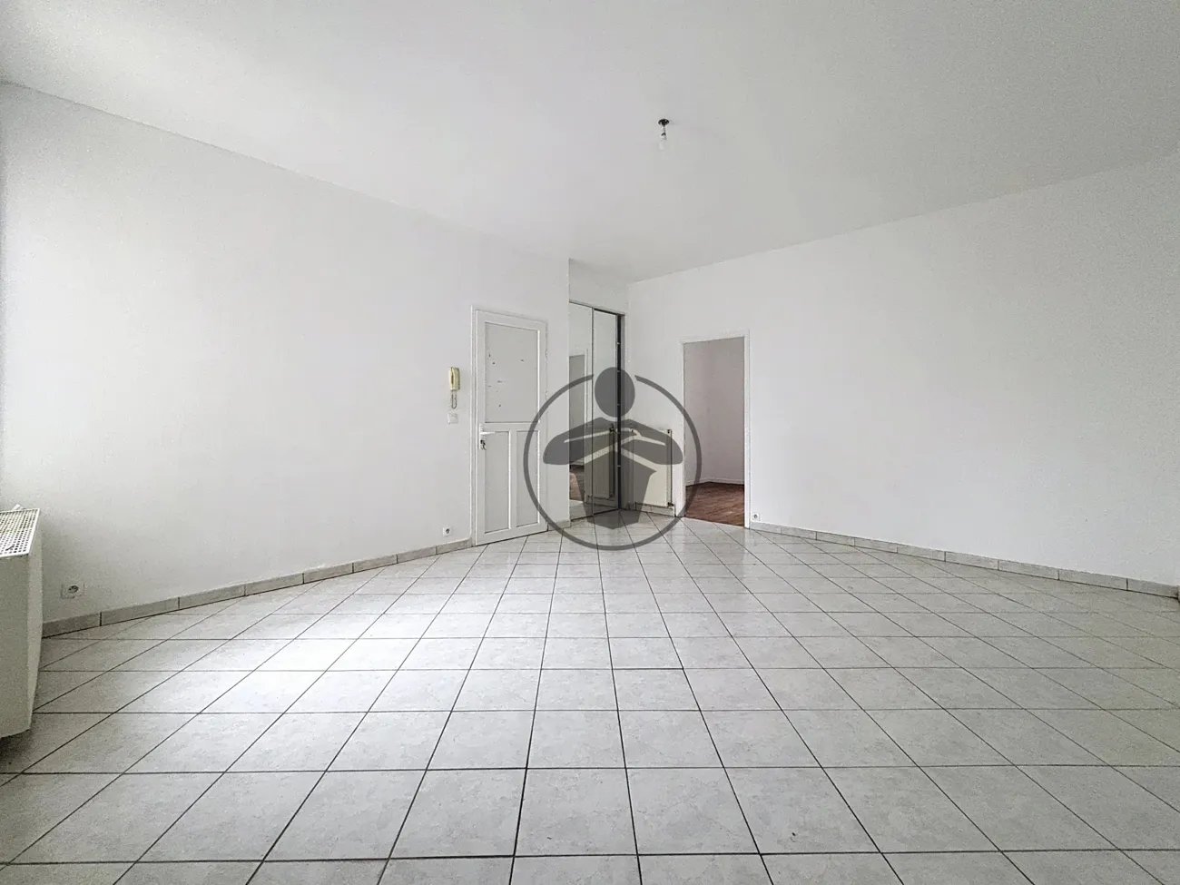 Appartement à louer, NaNm², Saint-Quentin