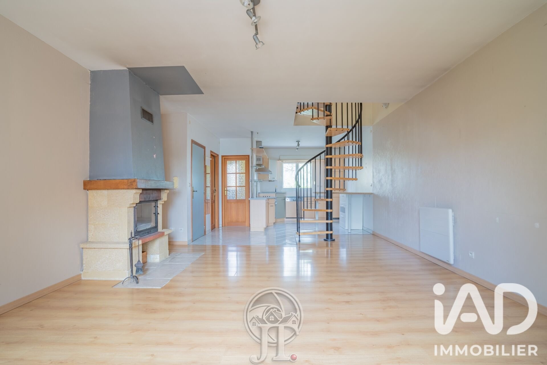 Appartement à vendre, 74m², Manom