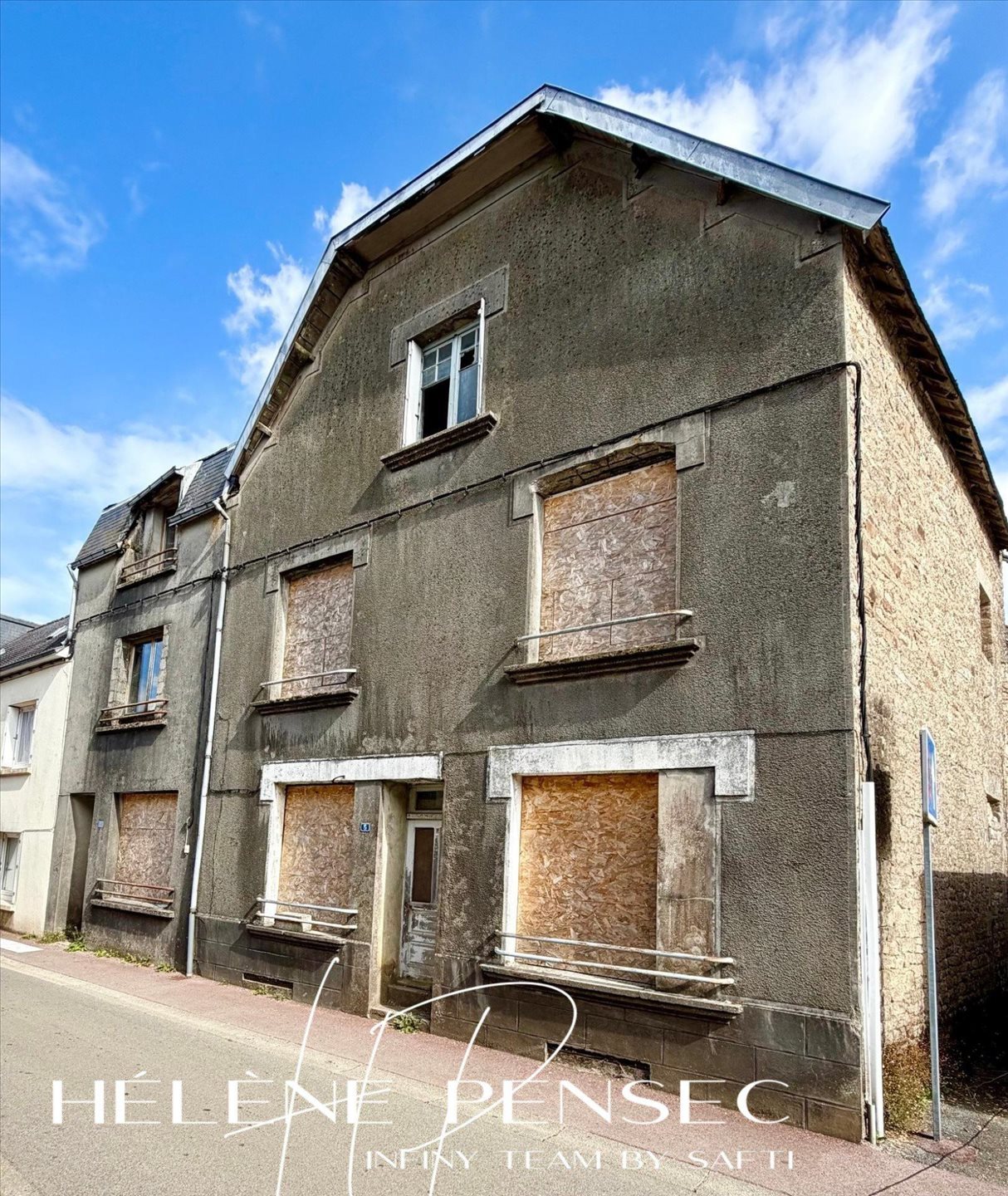 Maison à vendre, 195m², Leuhan
