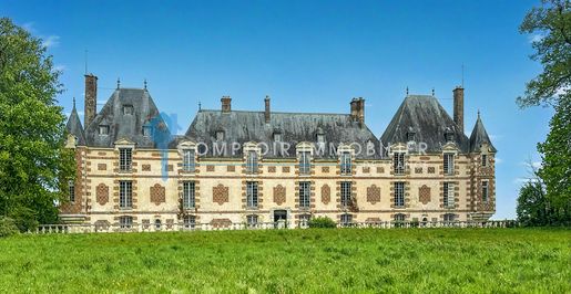 Maison 20 pièces 2863 m² · à Pacy-sur-Eure · 2 863 m² · 1 900 000 €