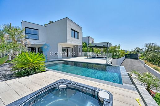Maison 6 pièces 240 m² · à Saint-Gély-du-Fesc · 240 m² · 1 350 000 €