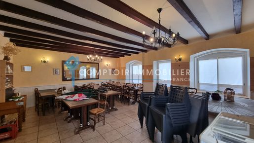 Maison 12 pièces 200 m² · à Coucouron · 200 m² · 160 000 €