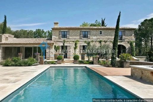 Maison 7 pièces 254 m² · à Boulbon · 254 m² · 1 690 000 €