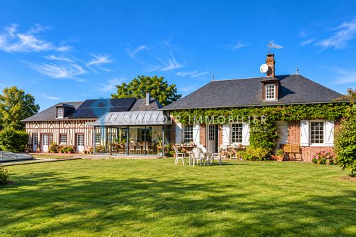 Maison 7 pièces 225 m² · à La Ferrière-sur-Risle · 225 m² · 565 000 €