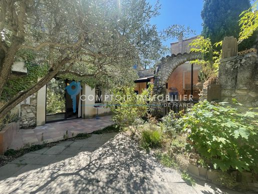 Maison 7 pièces 205 m² · à La Garde-Adhémar · 205 m² · 420 000 €