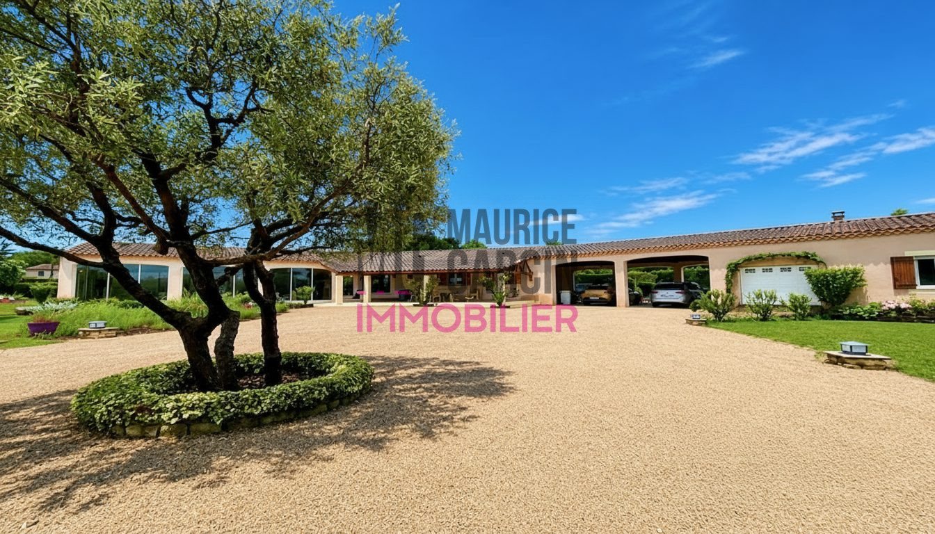 Maison à vendre, 181m², Mazan