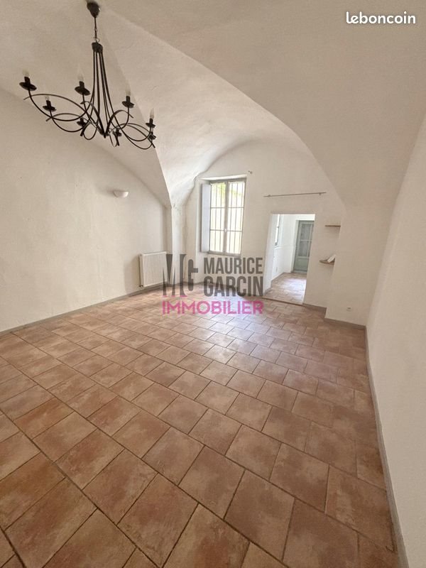 Appartement à louer, 36m², Orange