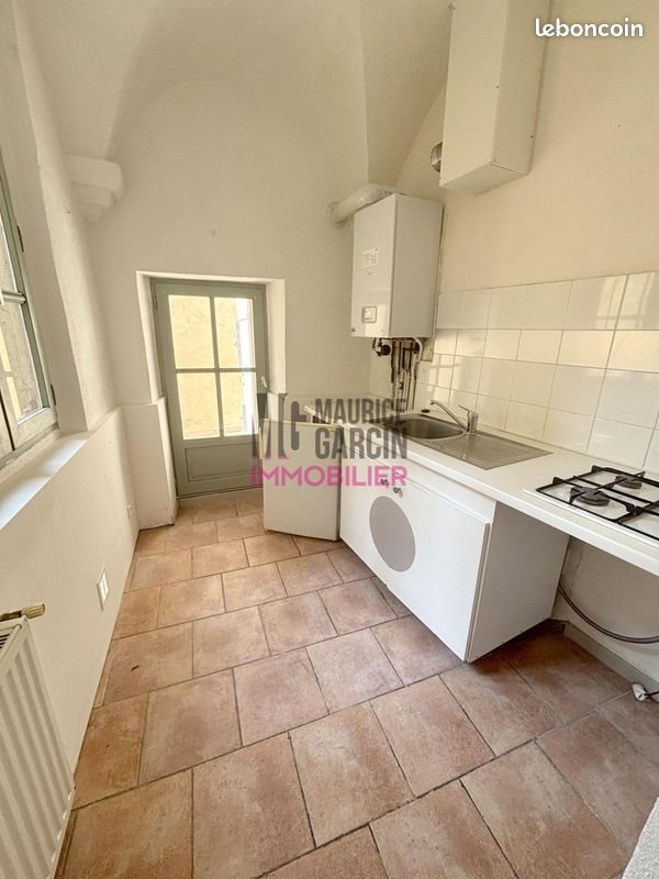 Appartement à louer, 36m², Orange