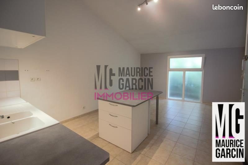 Appartement à louer, 46m², Châteauneuf-de-Gadagne