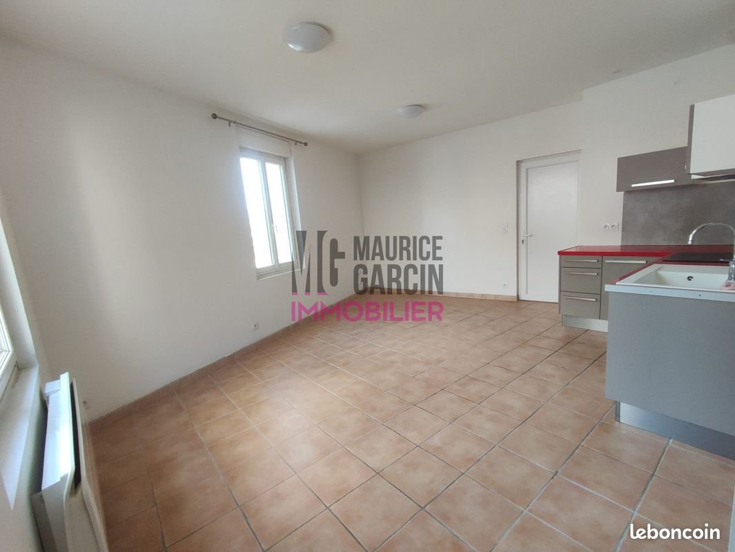 Appartement à louer, 50m², Caderousse