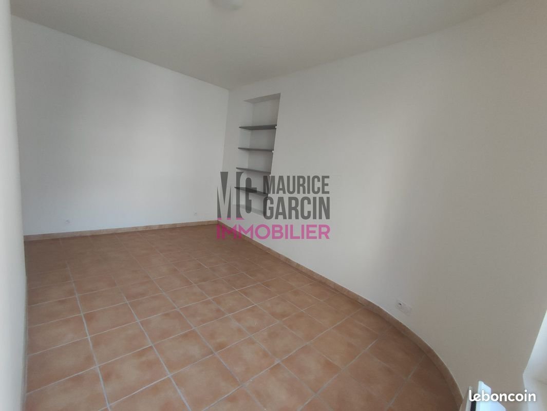 Appartement à louer, 50m², Caderousse