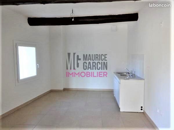 Maison à louer, 94m², Pernes-les-Fontaines