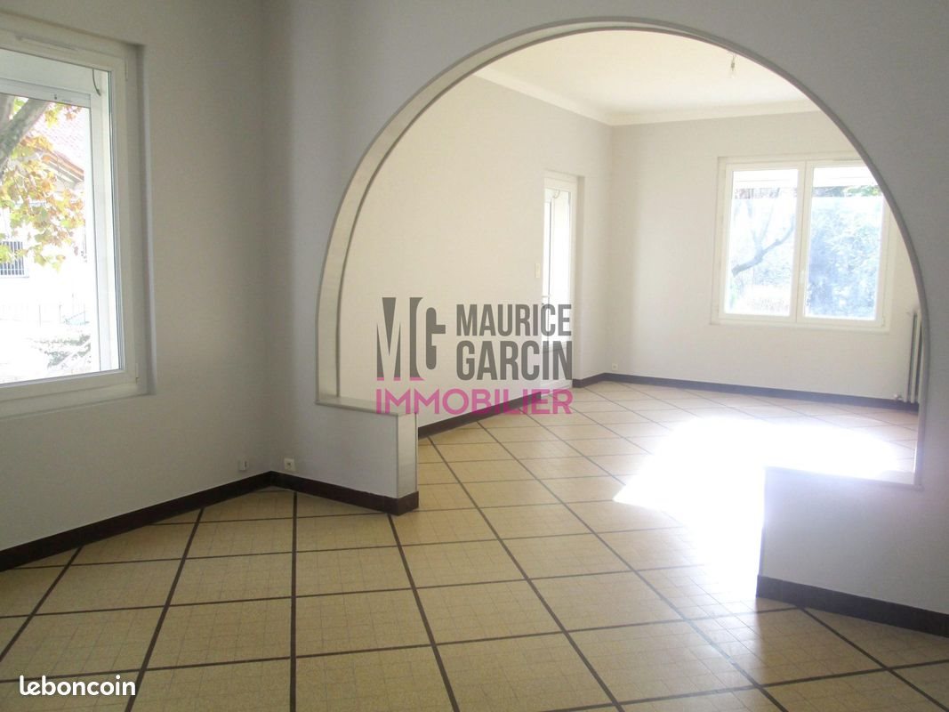 Maison à louer, 164m², Carpentras