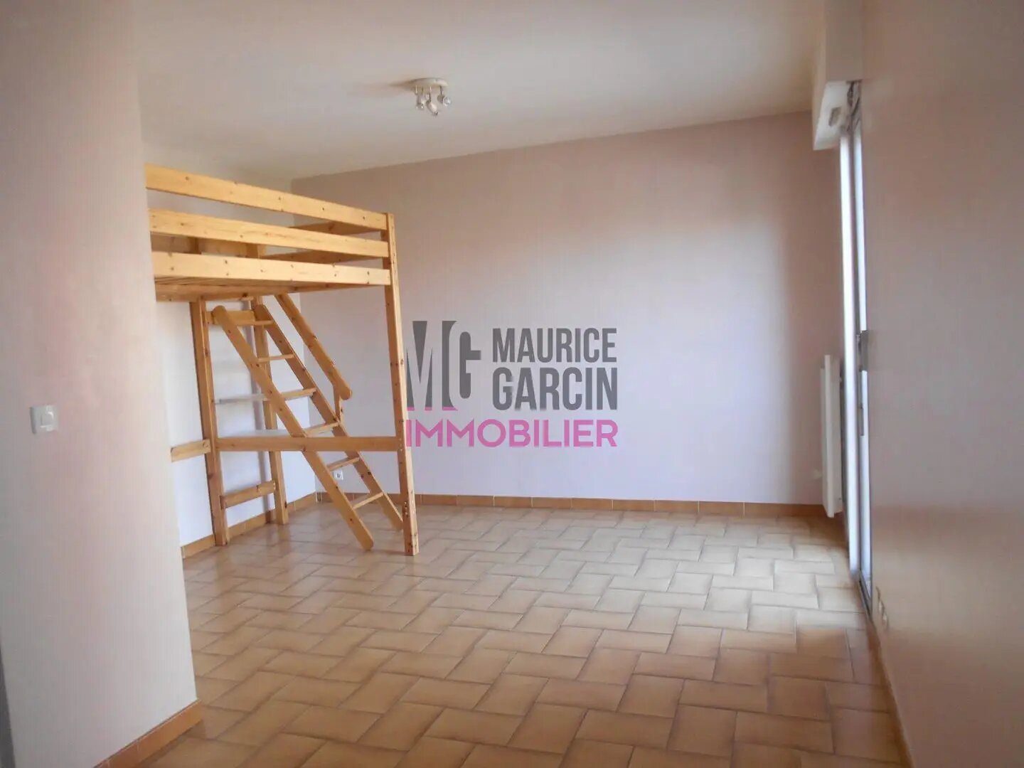 Appartement à louer, 29m², Carpentras