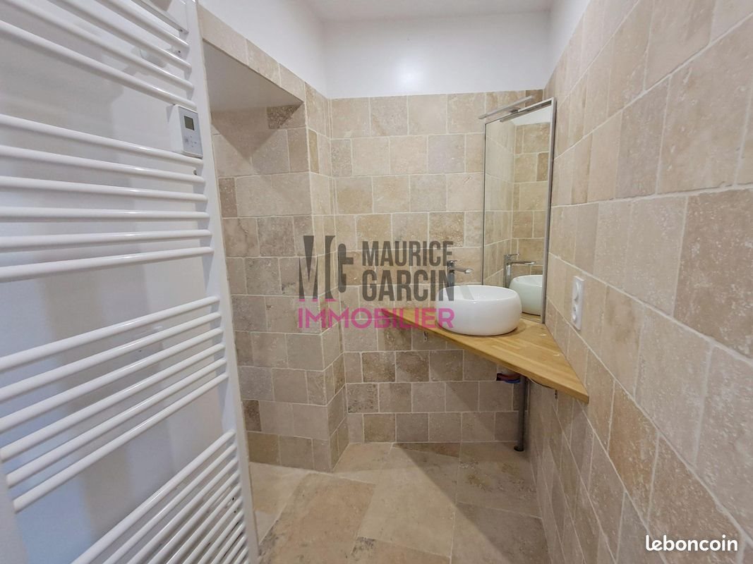 Appartement à louer, 89m², Caderousse