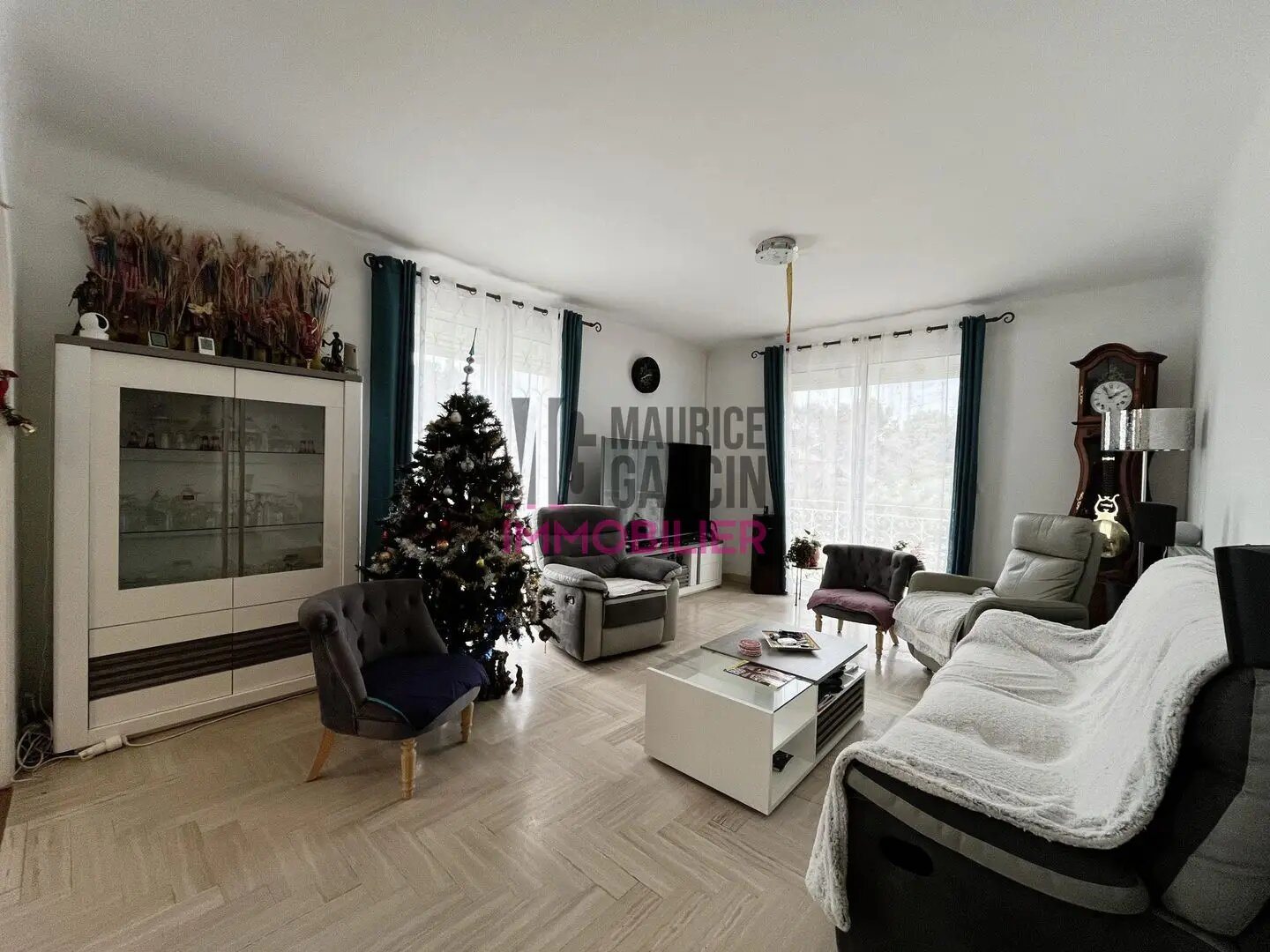 Maison à vendre, 215m², L'Isle-sur-la-Sorgue
