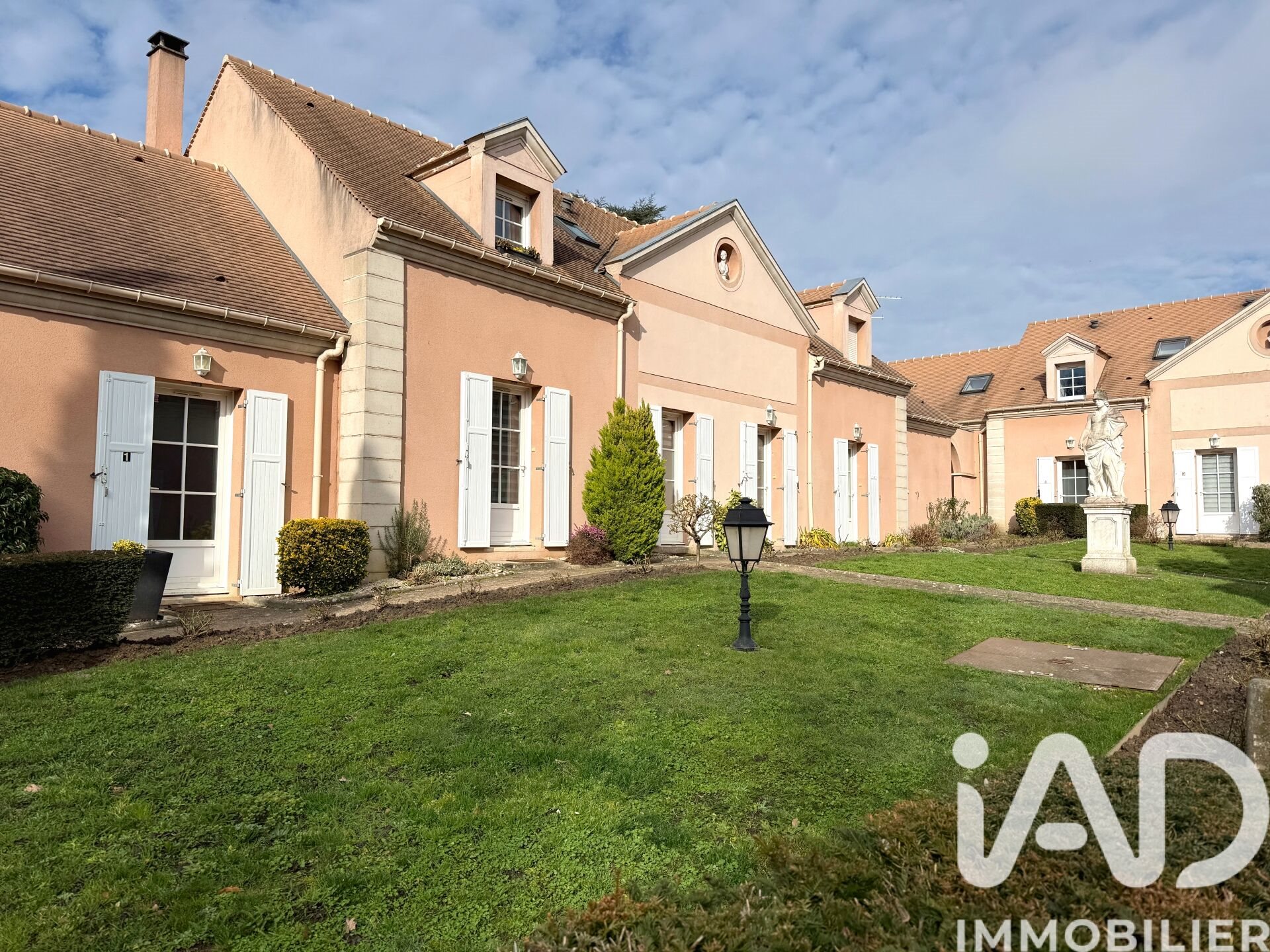 Maison à vendre, 54m², Montfort-l'Amaury