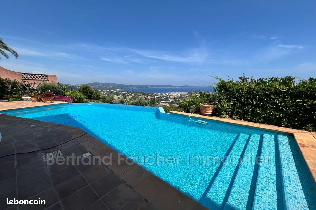 Maison à vendre, 207m², Cavalaire-sur-Mer