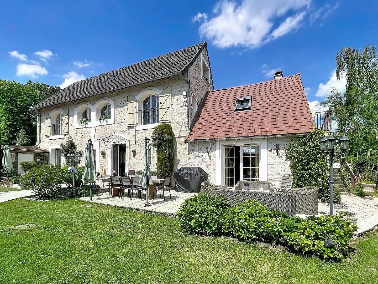 Maison à vendre, 260m², Jambville