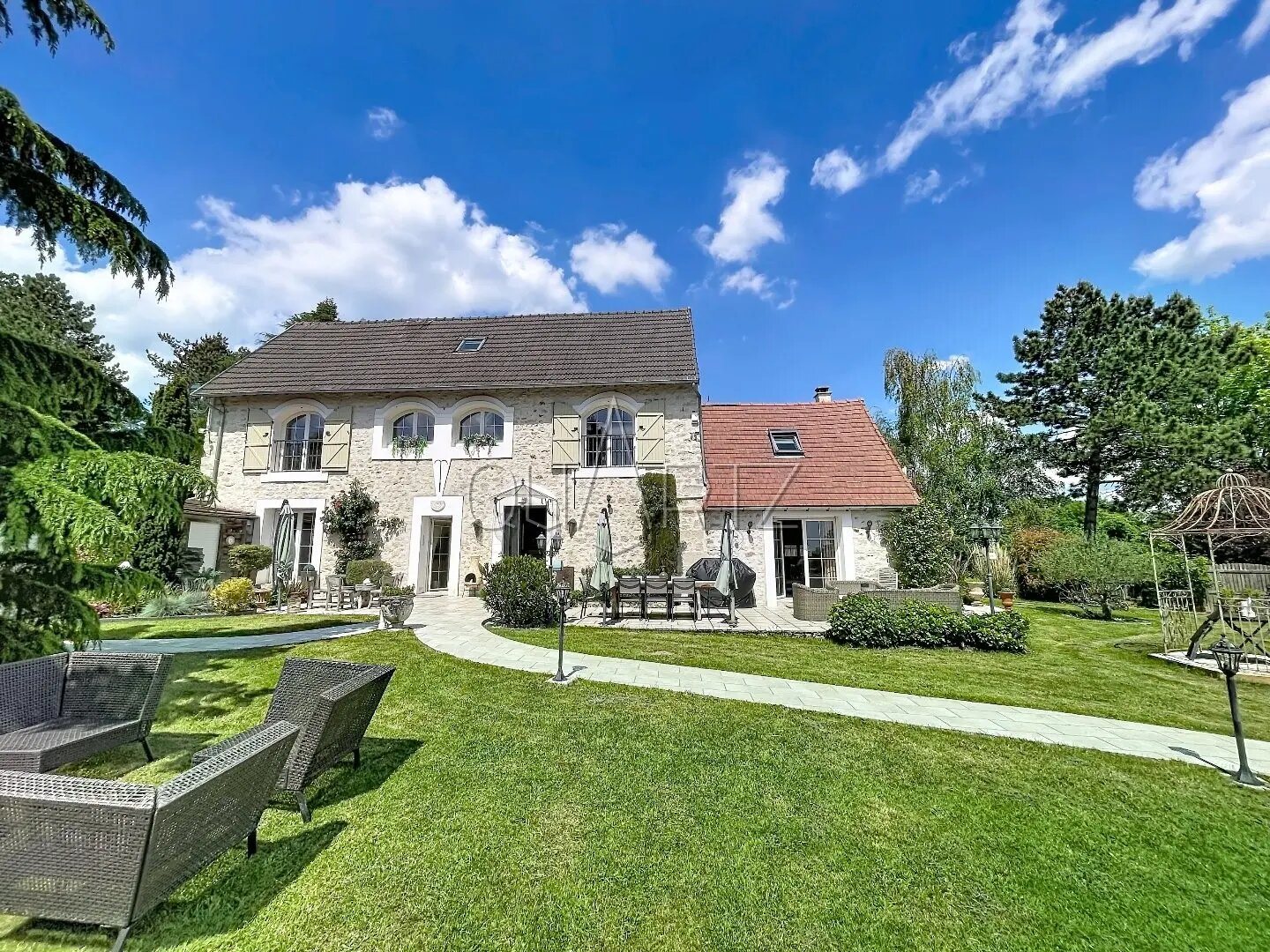 Maison à vendre, 260m², Jambville