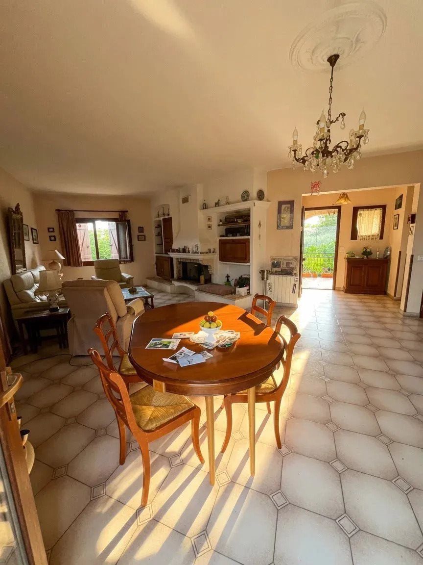 Maison à vendre, 180m², Saint-Laurent-du-Var