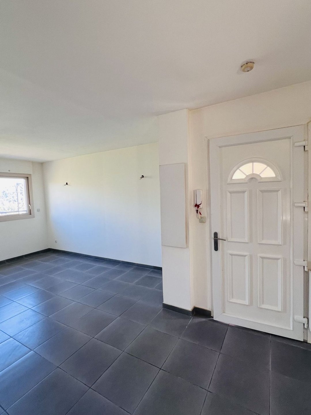 Appartement à louer, 51m², Colomars