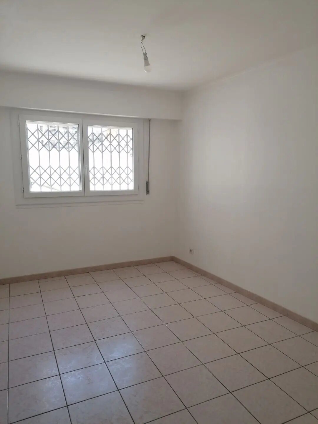 Appartement à louer, 55m², Nice