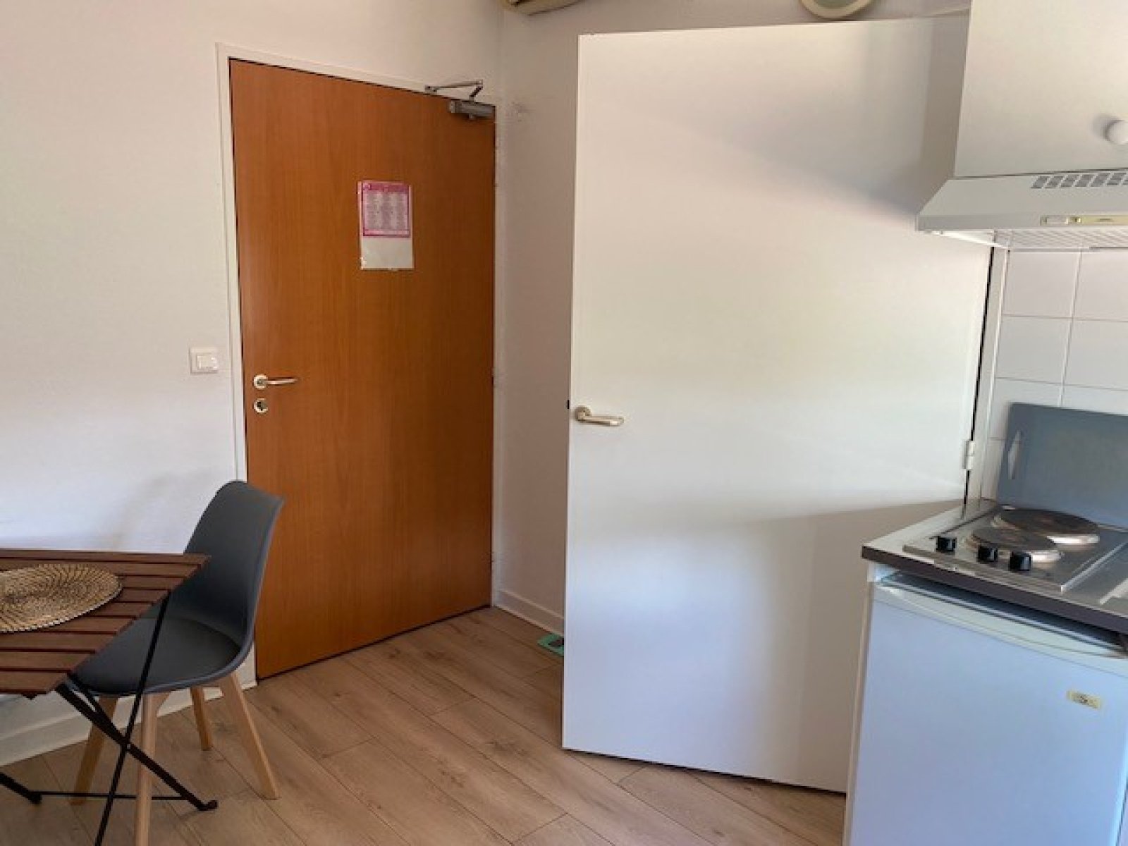 Appartement à louer, 14m², Antibes
