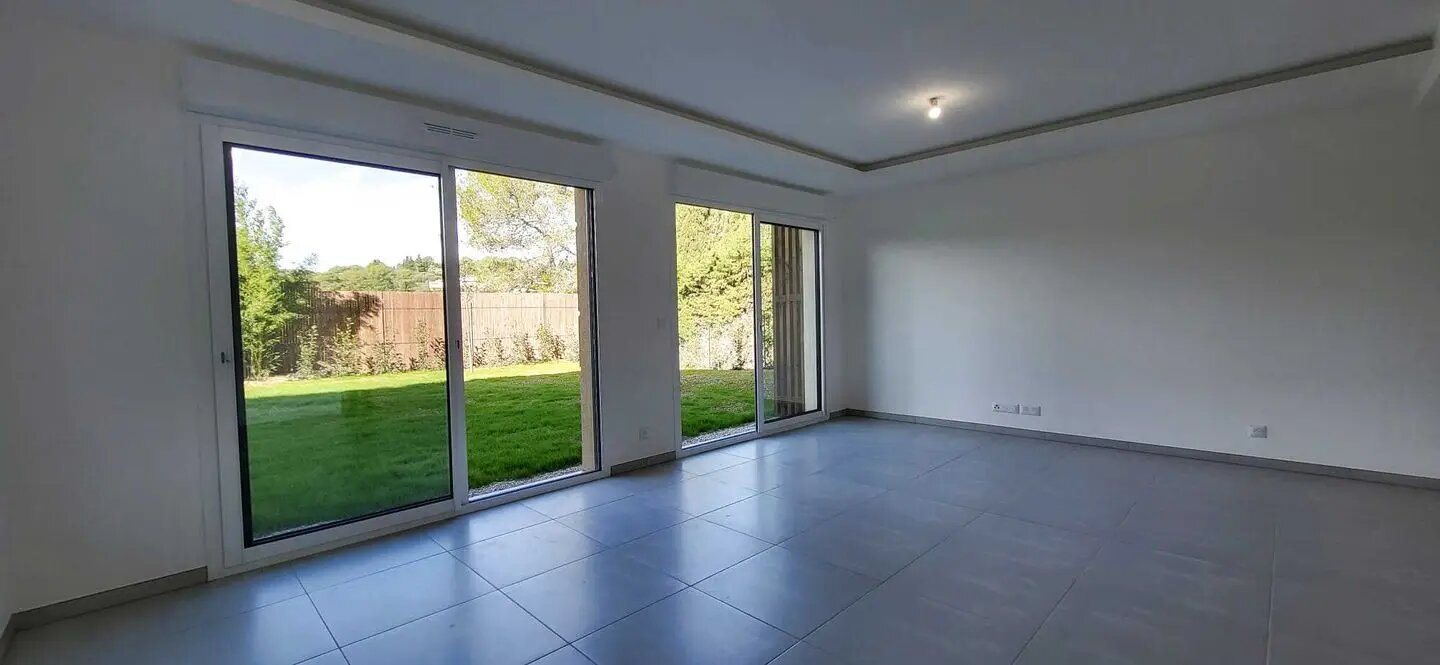 Maison à louer, 90m², Valbonne