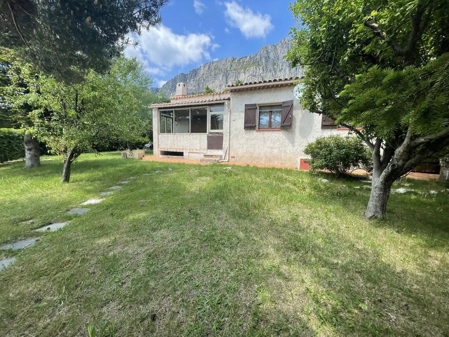 Maison à vendre, 67m², Séranon