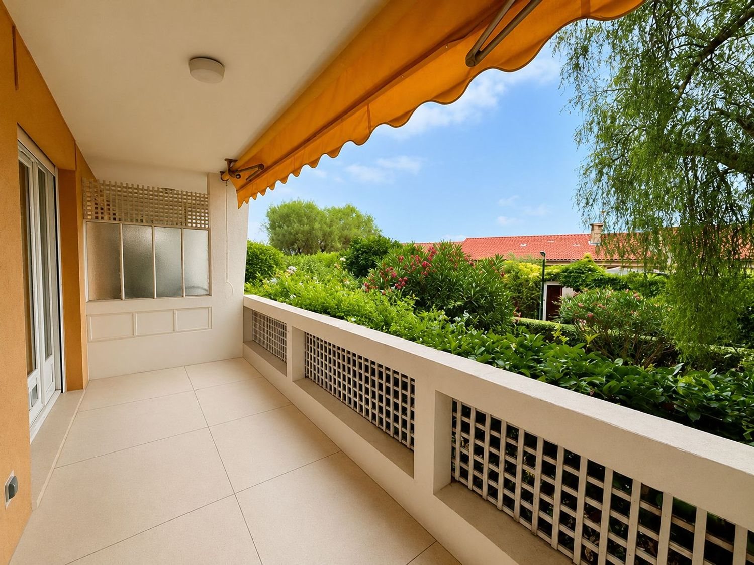 Appartement à louer, 83m², Antibes