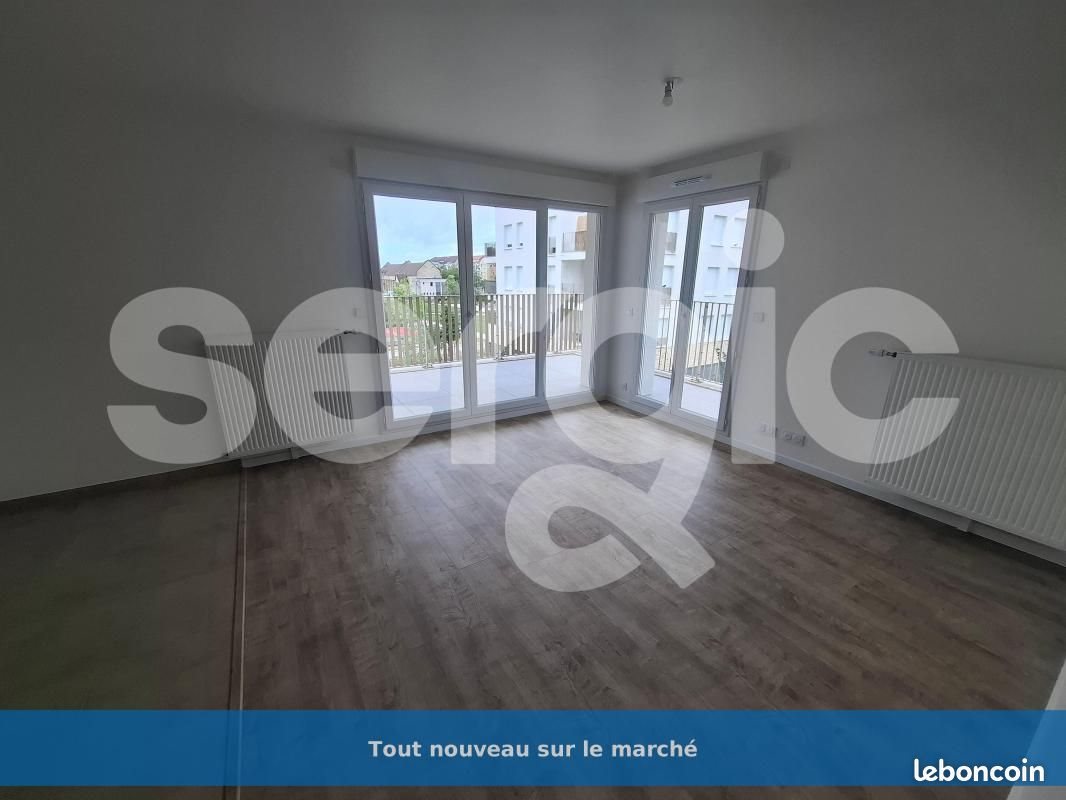 Appartement à louer, 40m², Grigny