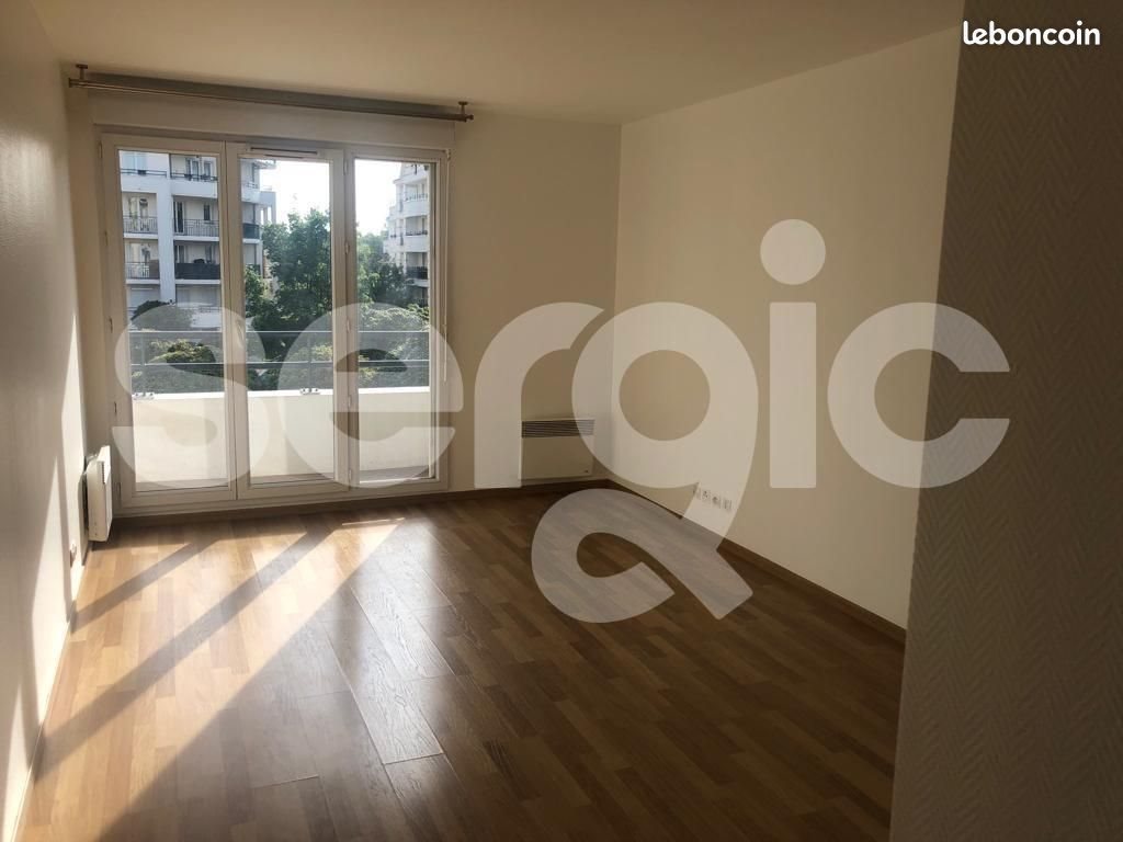 Appartement à louer, 41m², Viry-Châtillon