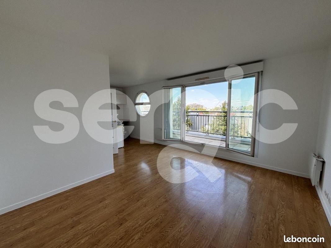 Appartement à louer, 28m², Issy-les-Moulineaux